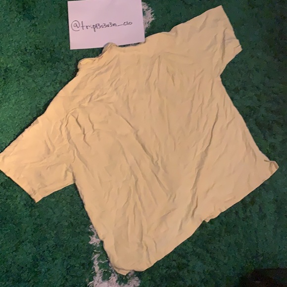 Tommy Bahama Hawaiian Button down - Picture 4 of 5